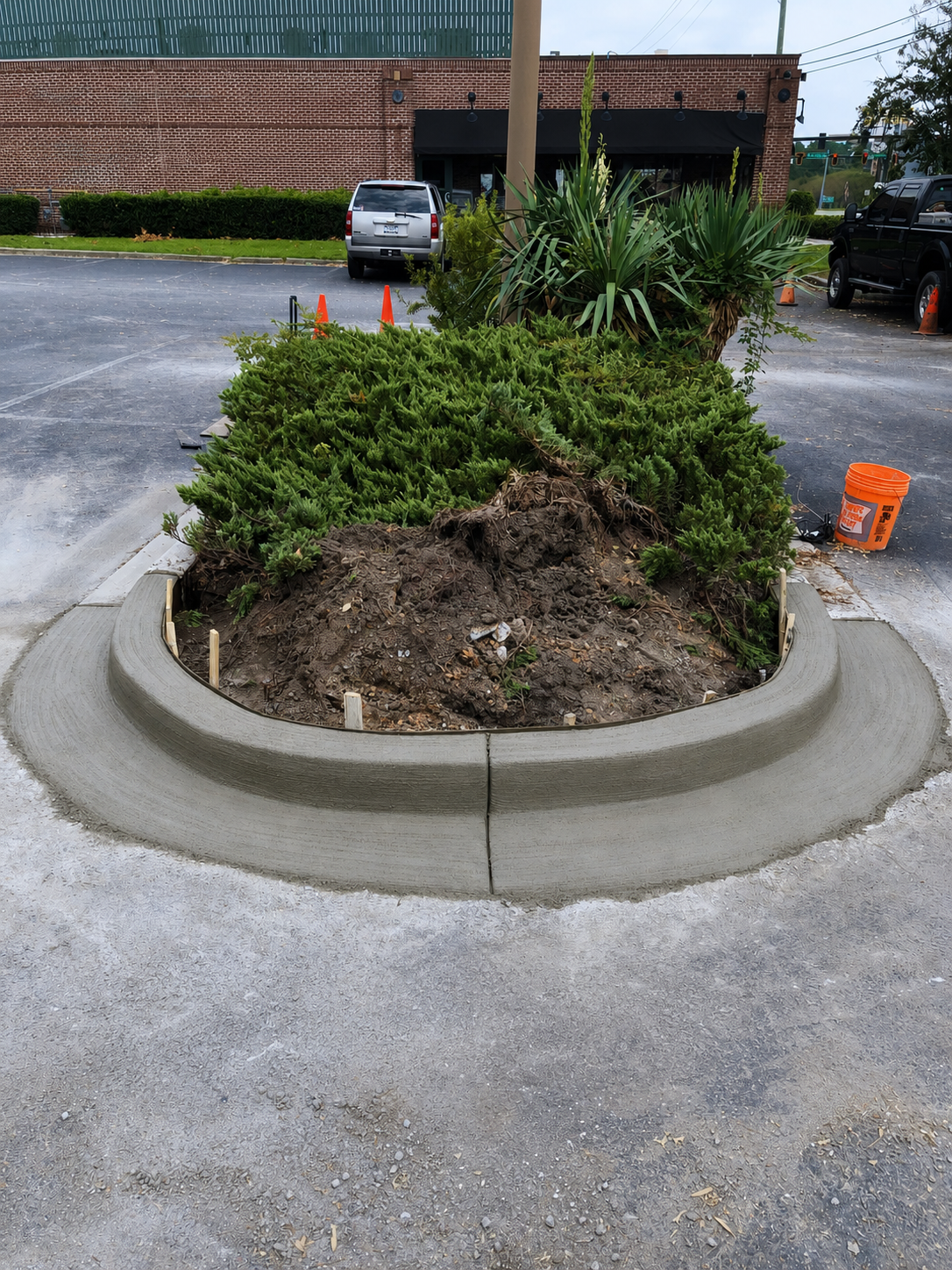 Concrete curb installation in Summerville SC by SilverLeaf Co.